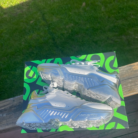 Men’s Dolce & Gabbana Sneakers - Picture 4 of 8